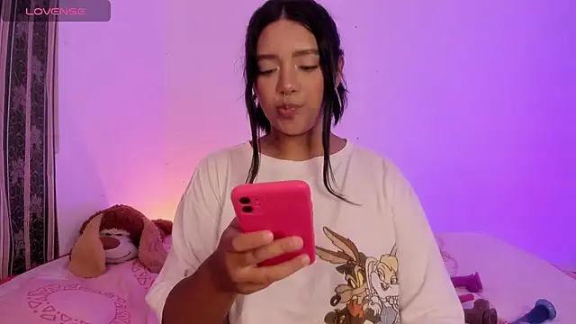 Snapshot of DIANEE_01 chatting on March 17, 2:41 am DIANEE 01 online show from March 17, 2:41 am