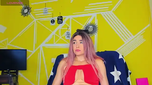 Nikolle Rouss online show from February 21, 10:11 pm