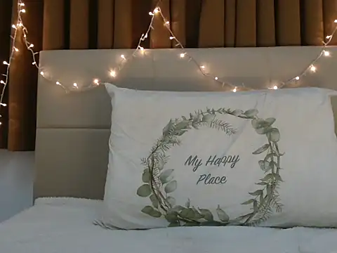 tigerrtiger online show from December 19, 9:17 pm