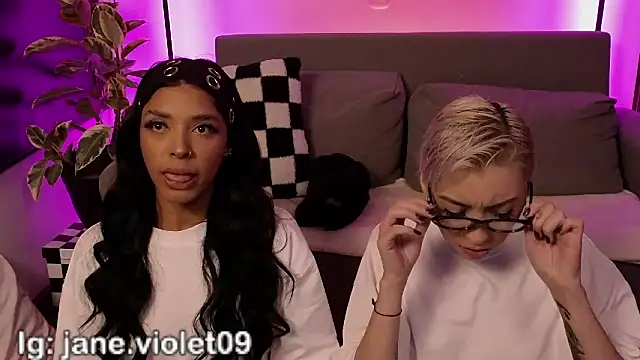 jane hart  online show from December 19, 2:40 am