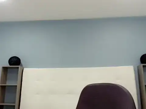 money Ts  online show from February 23, 12:30 am