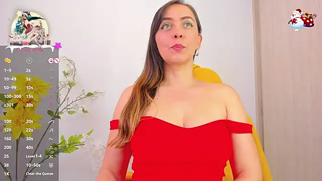 Snapshot of natalie_cowens chatting on December 29, 6:27 pm natalie cowens online show from December 29, 6:27 pm