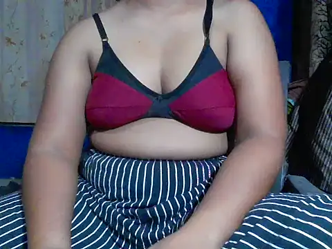 Snapshot of CAFE134_768 chatting on September 25, 7:01 am CAFE134 768 online show from September 25, 7:01 am