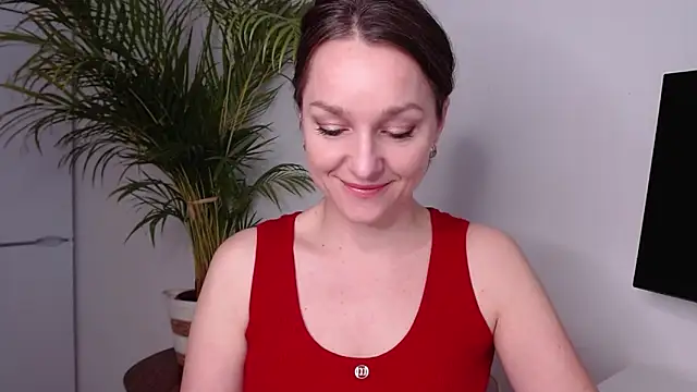 Snapshot of AliciaDesire chatting on March 4, 7:51 am AliciaDesire online show from March 4, 7:51 am