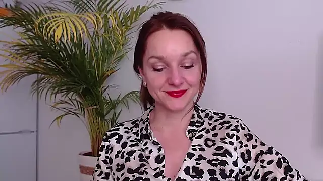 Snapshot of AliciaDesire chatting on March 17, 2:45 pm AliciaDesire online show from March 17, 2:45 pm