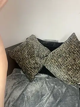 redxxxvixen online show from June 7, 9:07 pm