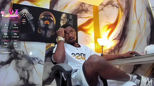 Snapshot of Thomas_shelbys chatting on November 4, 3:27 am Thomas shelbys online show from November 4, 3:27 am