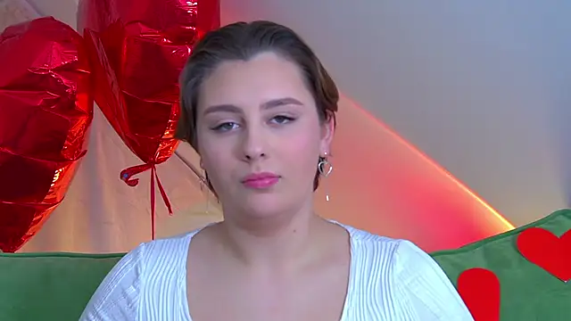 MaryMurray online show from February 17, 9:41 pm