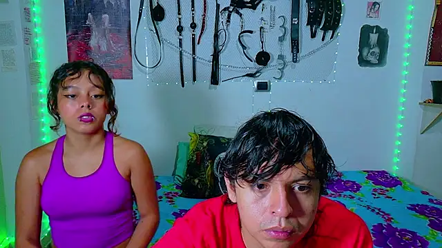 Snapshot of clydexxxbunny chatting on February 27, 9:22 am clydexxxbunny online show from February 27, 9:22 am