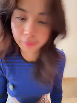 Adriennesexxx online show from July 5, 10:55 am