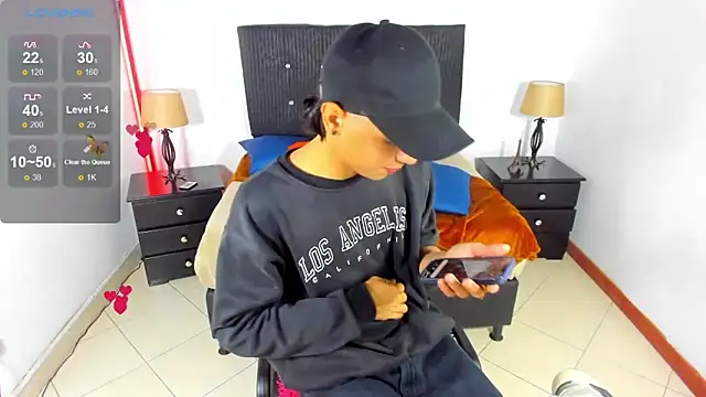 Brand habes online show from December 11, 1:39 pm