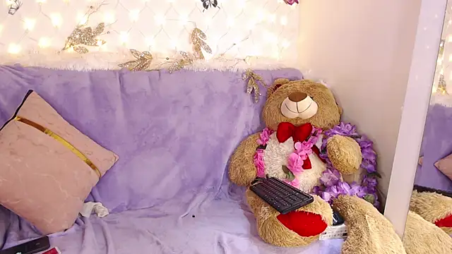 Snapshot of NatazhaQueen chatting on October 24, 12:45 pm NatazhaQueen online show from October 24, 12:45 pm