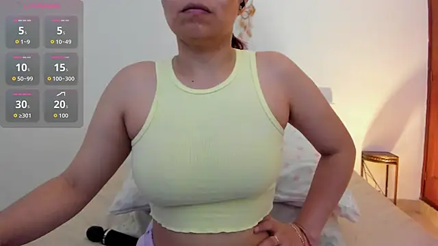 Snapshot of Sofia_Walke1 chatting on November 14, 1:59 am Sofia Walke1 online show from November 14, 1:59 am