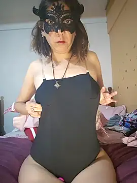 Snapshot of Lunababymylove chatting on September 28, 1:22 am Lunababymylove online show from September 28, 1:22 am