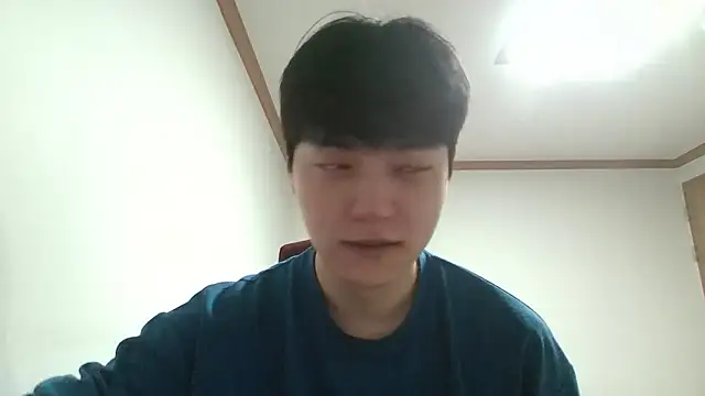 Snapshot of dhwisydy chatting on April 12, 2:49 am dhwisydy online show from April 12, 2:49 am