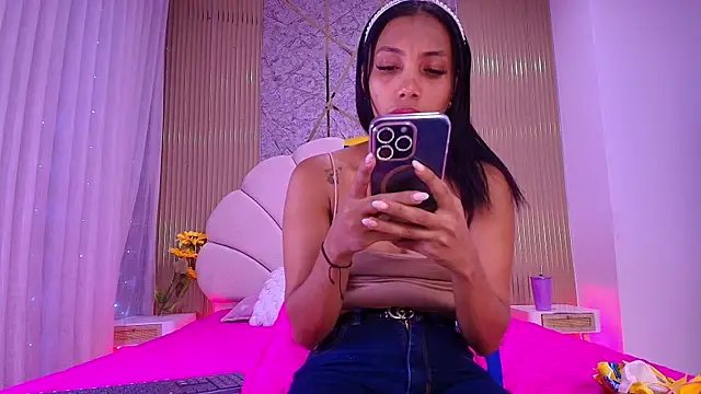 Snapshot of nata_luna chatting on June 17, 7:15 pm nata luna online show from June 17, 7:15 pm
