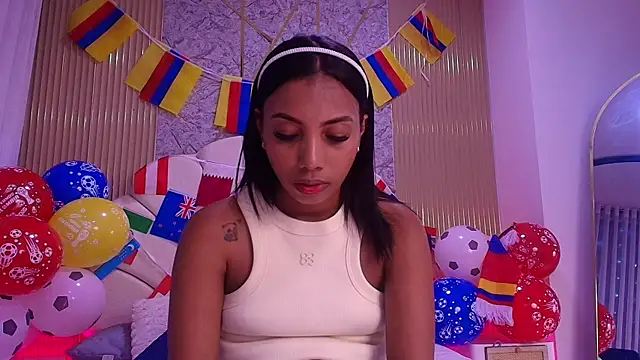 Snapshot of nata_luna chatting on June 27, 7:19 pm nata luna online show from June 27, 7:19 pm