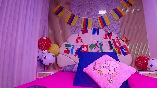 Snapshot of nata_luna chatting on July 11, 7:16 pm nata luna online show from July 11, 7:16 pm