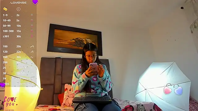 Vahiolet smith online show from February 10, 3:10 am