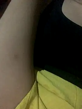 Snapshot of Asianmombigasss chatting on October 9, 2:59 pm Asianmombigasss online show from October 9, 2:59 pm