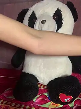 Snapshot of Asianmombigasss chatting on November 9, 2:10 am Asianmombigasss online show from November 9, 2:10 am