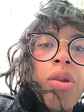 Snapshot of Fun_Everywhere chatting on February 1, 4:54 pm Fun Everywhere online show from February 1, 4:54 pm