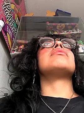 Snapshot of Fun_Everywhere chatting on February 16, 9:48 pm Fun Everywhere online show from February 16, 9:48 pm