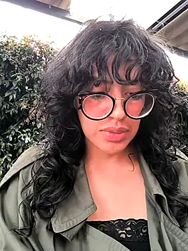 Snapshot of Fun_Everywhere chatting on March 16, 3:39 pm Fun Everywhere online show from March 16, 3:39 pm