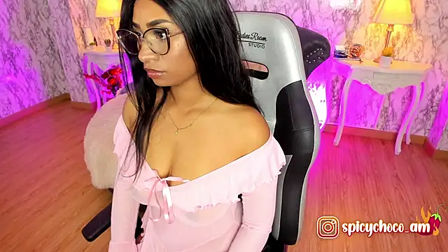 SpicyAmelia online show from March 4, 1:06 pm