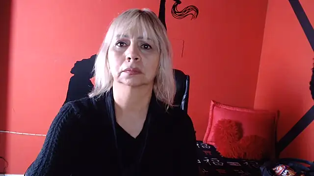 KLOE PIELL online show from June 19, 8:34 pm