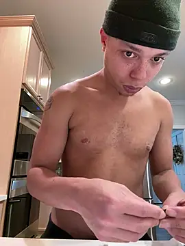 Snapshot of BubbaATL chatting on December 17, 5:58 pm BubbaATL online show from December 17, 5:58 pm