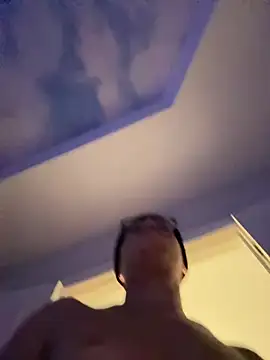 Snapshot of BubbaATL chatting on January 20, 10:59 pm BubbaATL online show from January 20, 10:59 pm