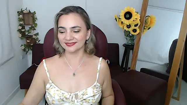 Ghada milf online show from July 14, 10:37 pm