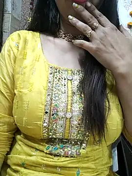 Aradhya-Sharma online show from February 26, 6:26 am