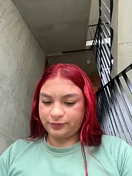 Snapshot of MiaLujan_ chatting on November 10, 11:31 am MiaLujan online show from November 10, 11:31 am