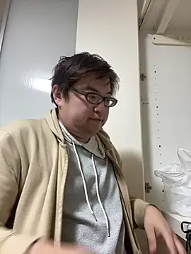 yuuki198912 online show from March 24, 4:45 pm