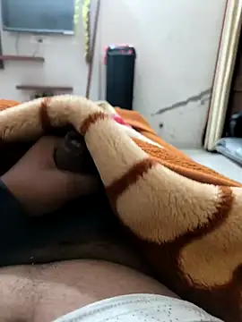 arshvir133 online show from November 27, 1:13 pm