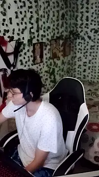 Andy gray online show from January 8, 12:02 am