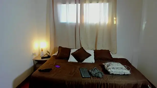 dafboy1 online show from October 25, 10:04 pm