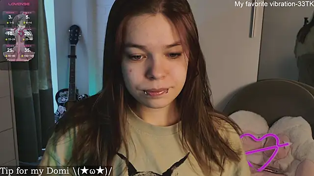 ValBae online show from February 20, 12:04 pm