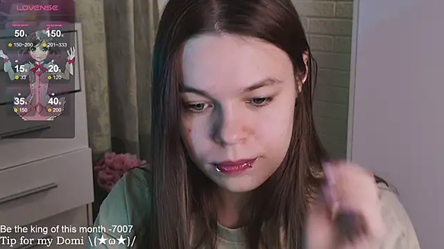 ValBae online show from March 8, 4:28 pm