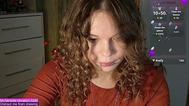 ValBae online show from October 11, 8:29 pm