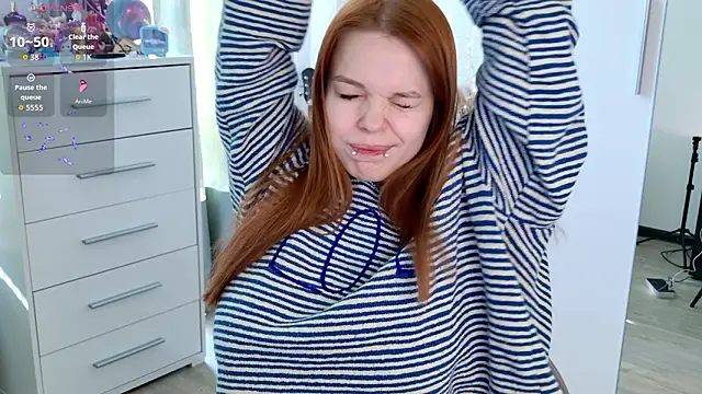 ValBae online show from March 16, 6:28 am