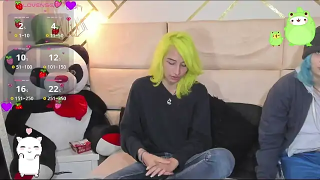 Snapshot of -kisa_ chatting on October 9, 4:10 am -kisa online show from October 9, 4:10 am