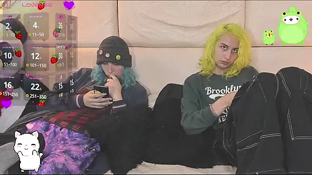 Snapshot of -kisa_ chatting on October 18, 2:25 am -kisa online show from October 18, 2:25 am
