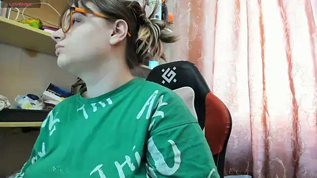 Seductive She Wolf online show from March 14, 3:28 pm