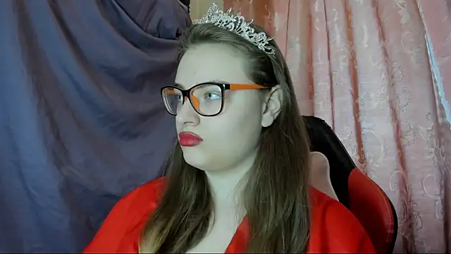 Seductive She Wolf online show from April 29, 5:30 pm