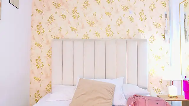 Mia-Monroe online show from March 10, 12:32 pm