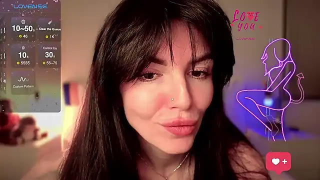 Snapshot of Wonder_Power chatting on March 10, 11:49 pm Wonder Power online show from March 10, 11:49 pm