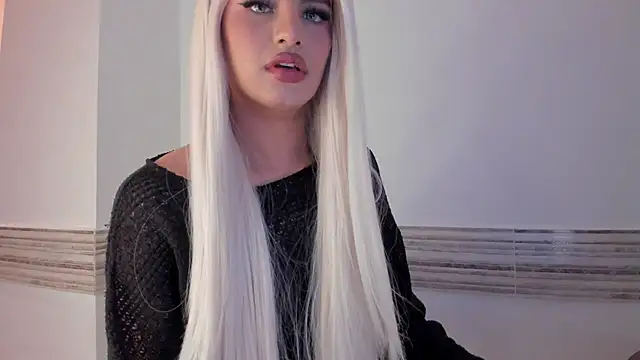 Sophia Cambpell online show from June 20, 10:01 pm